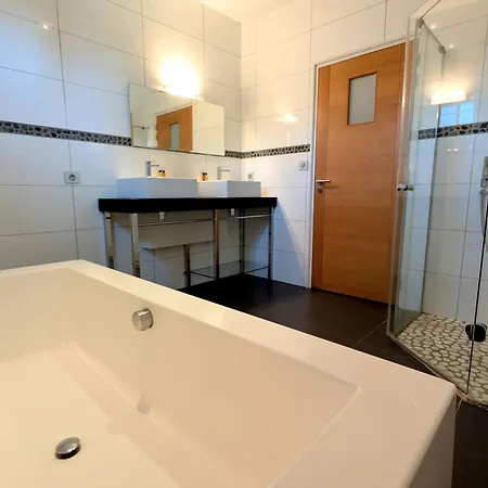 Villa Wine Estate 20m Pool And Cinema *