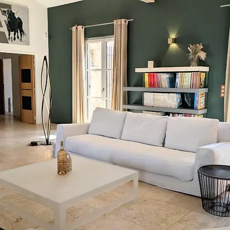 Villa Wine Estate 20m Pool And Cinema *