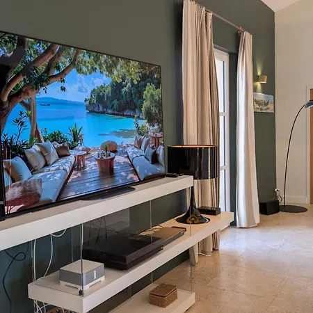 Villa Wine Estate 20m Pool And Cinema